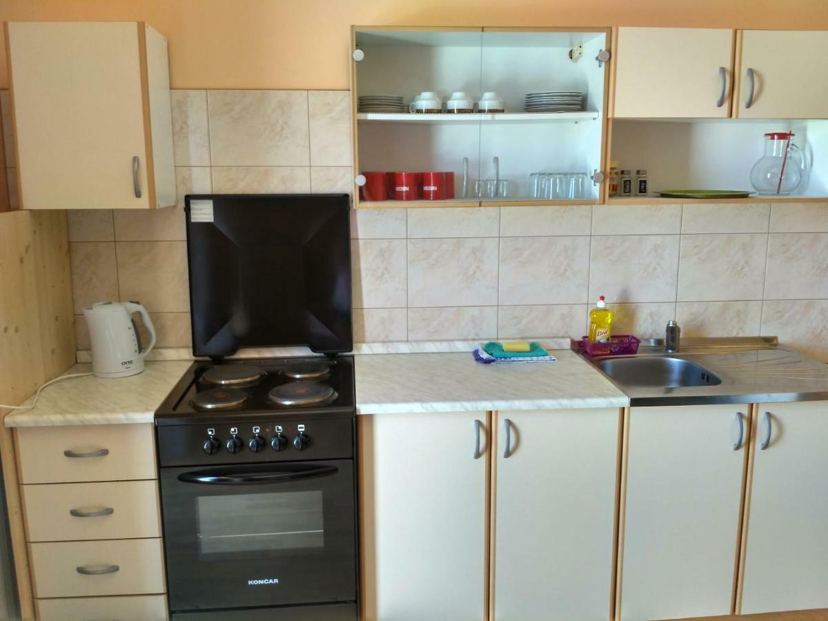 Apartmani Tonica Sukosan Bagian luar foto
