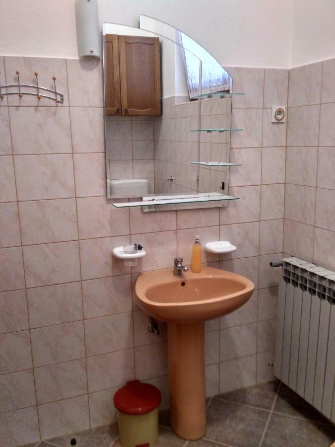 Apartmani Tonica Sukosan Bagian luar foto