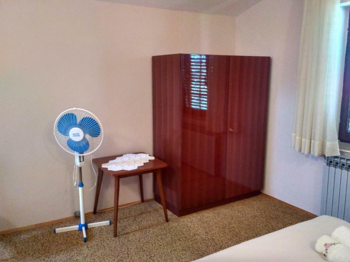 Apartmani Tonica Sukosan Bagian luar foto